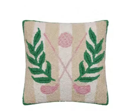 GOLF WITH WREATH HOOK PILLOW