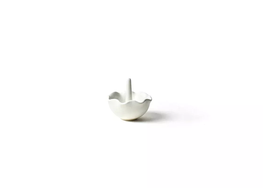 SIGNATURE WHITE RUFFLE RING DISH