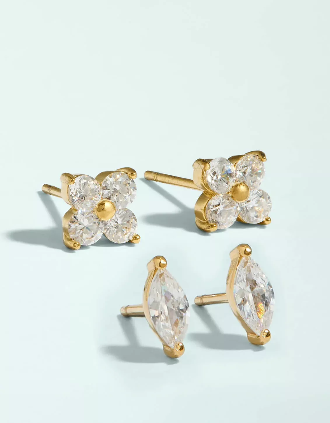 Sparkly Clover Stud Earrings Set
